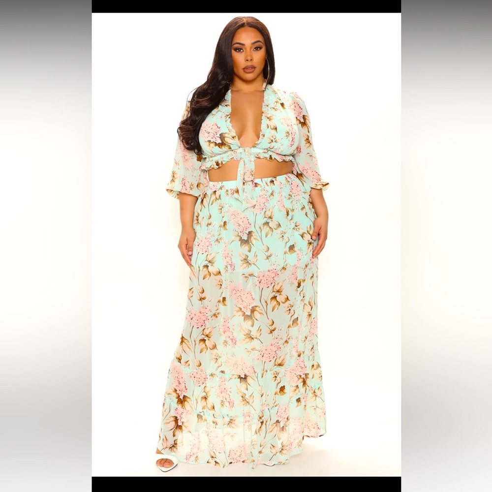 Fashion Nova Believe in Us Maxi Skirt Plus Size